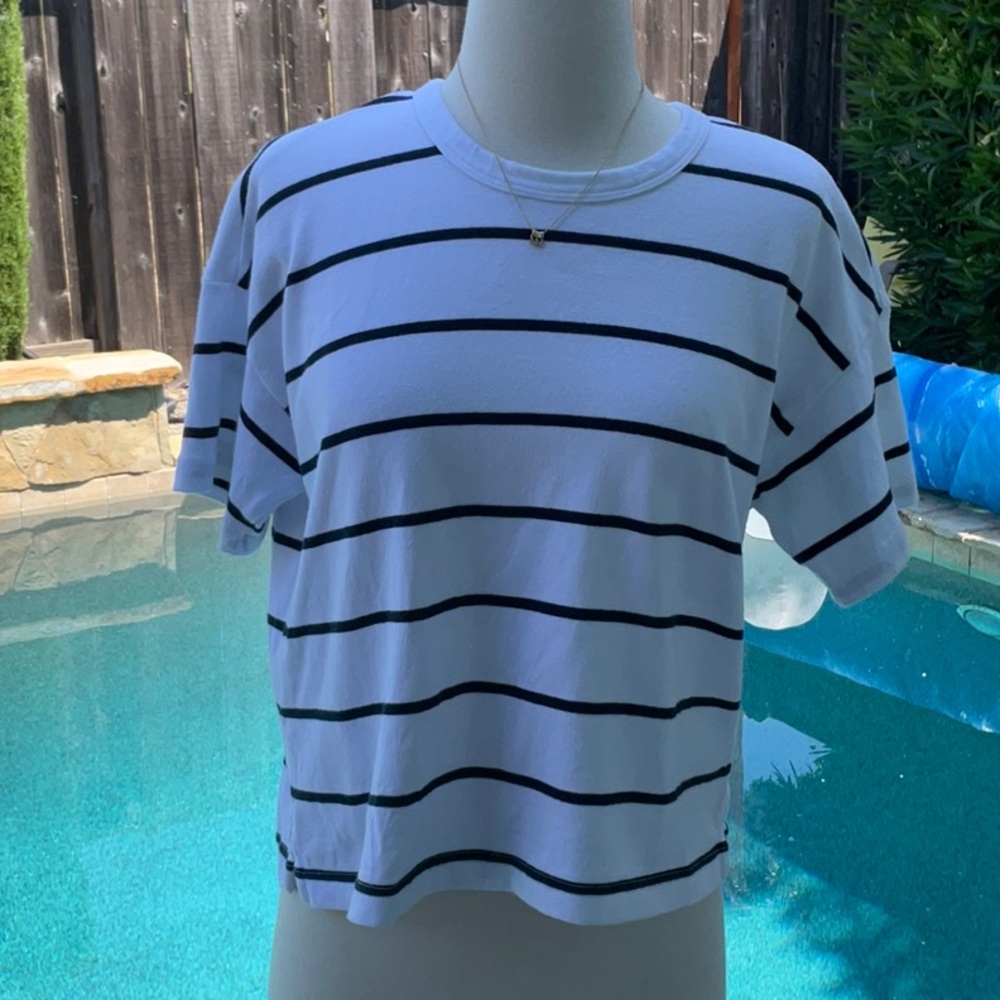 Faherty White and Blue Crop Boxy Slub Tee